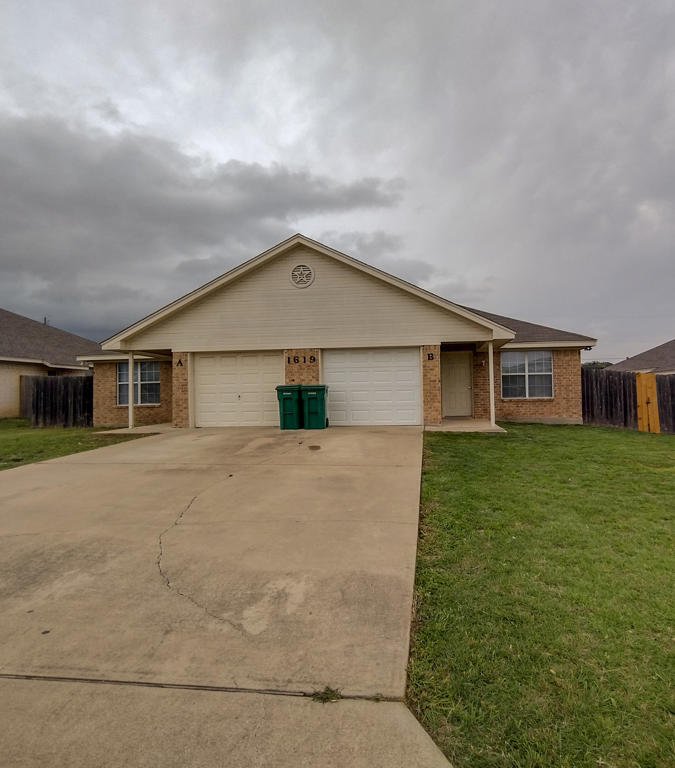 1619 Pima Trail - B