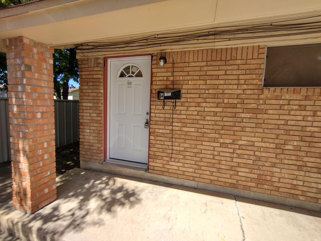 500 West Rancier Avenue - H